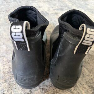 Ugg Women's Chevonne Boots